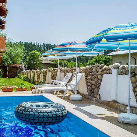 Kraipaten Rai Hotel *